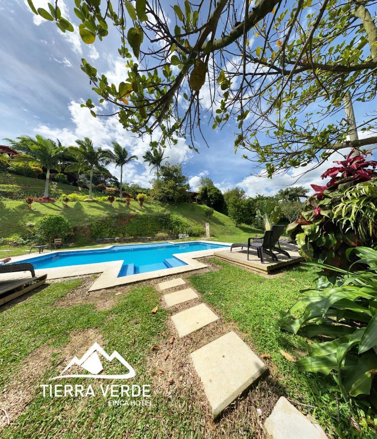 Finca Hotel Tierra Verde 希拉多塔 外观 照片